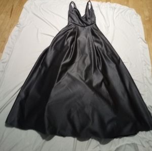 Davids Bridal Versa Size 2 Pewter Prom Bridesmaid